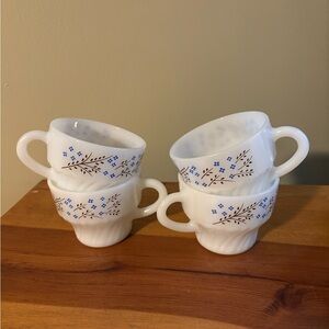 Set Of 4 vintage Termocrisa milk glass mugs with a blue and brown floral pattern